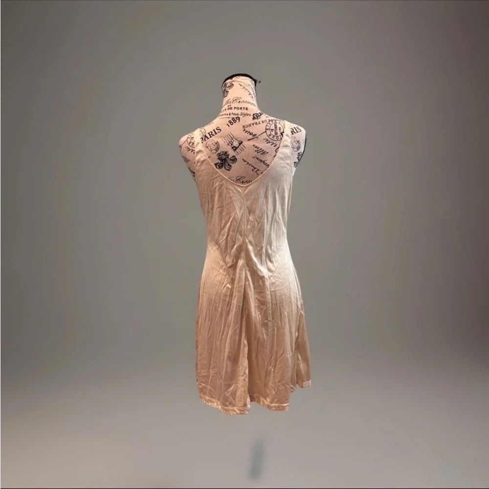 Luxurious Cream Lace Chemise